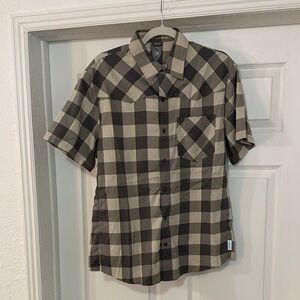 Club Ride Apparel Gray and Black Plaid Short-Sleeve Button-Up - size M